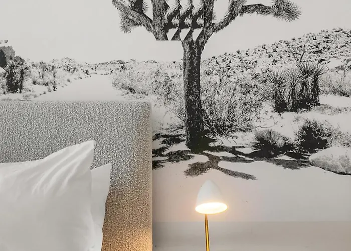 Hotel Papago By Reside, Trademark Collection By Wyndham 4*