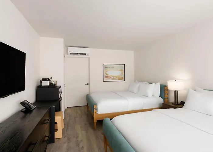 Papago By Reside, Trademark Collection By Wyndham Hotel 4*