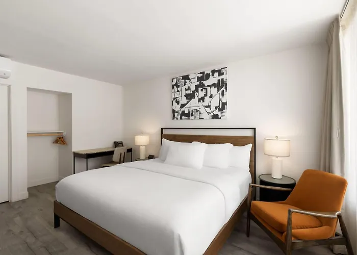 Hotel Papago By Reside, Trademark Collection By Wyndham 4*