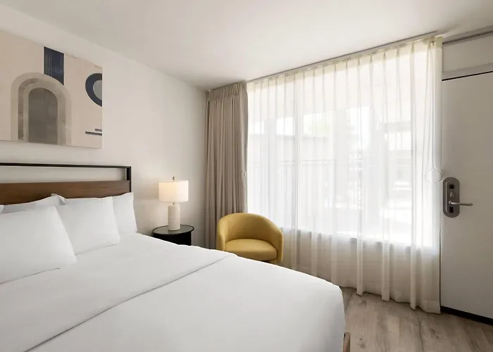Hotel Papago By Reside, Trademark Collection By Wyndham Scottsdale