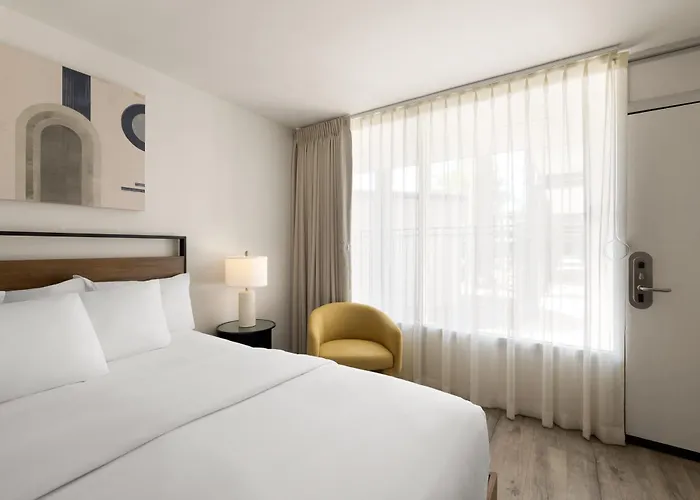 Hotel Papago By Reside, Trademark Collection By Wyndham Scottsdale